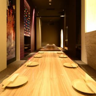 "16 to 20 digging seats" A space full of the harmony of Japanese that forget the hustle and bustle of the city.You can enjoy pleasant hospitality with honor of the Tohoku cuisine at the restful seat.Please enjoy slowly.