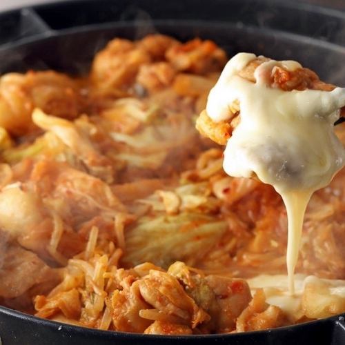 All-you-can-eat and drink 41 items including cheese dak galbi from 2,200 yen