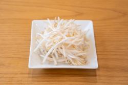 Bean sprouts