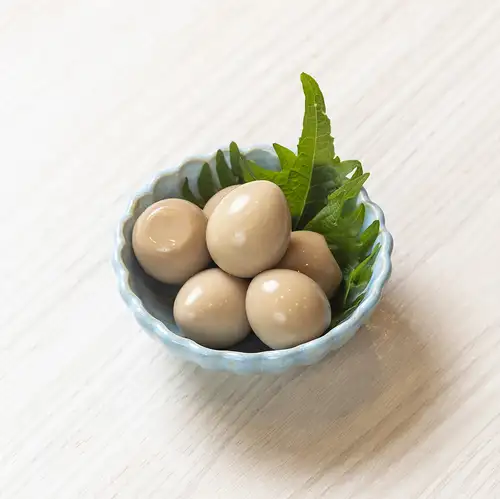 うずらの味付きたまご