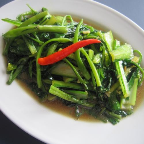 Stir-fried water spinach and green vegetables "Cancun Char"