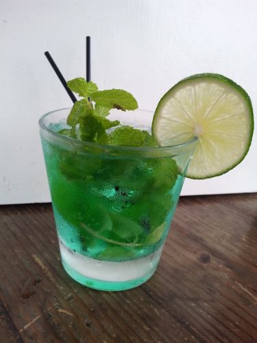 Homemade lemongrass mojito