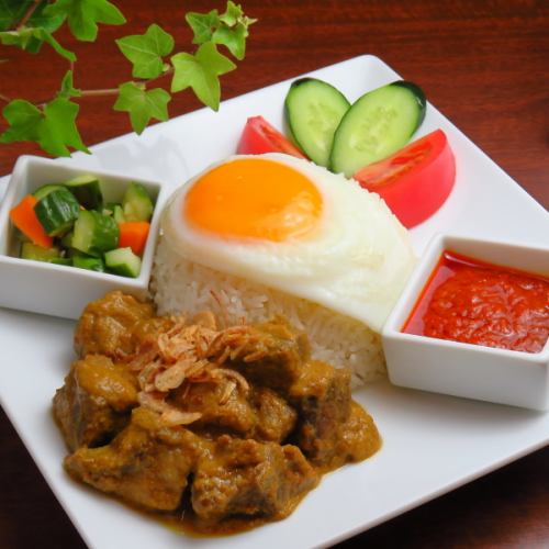 ★ The world-recognized taste "Rendang, beef boiled in coconut milk" is the best in Odaiba and can only be eaten here.
