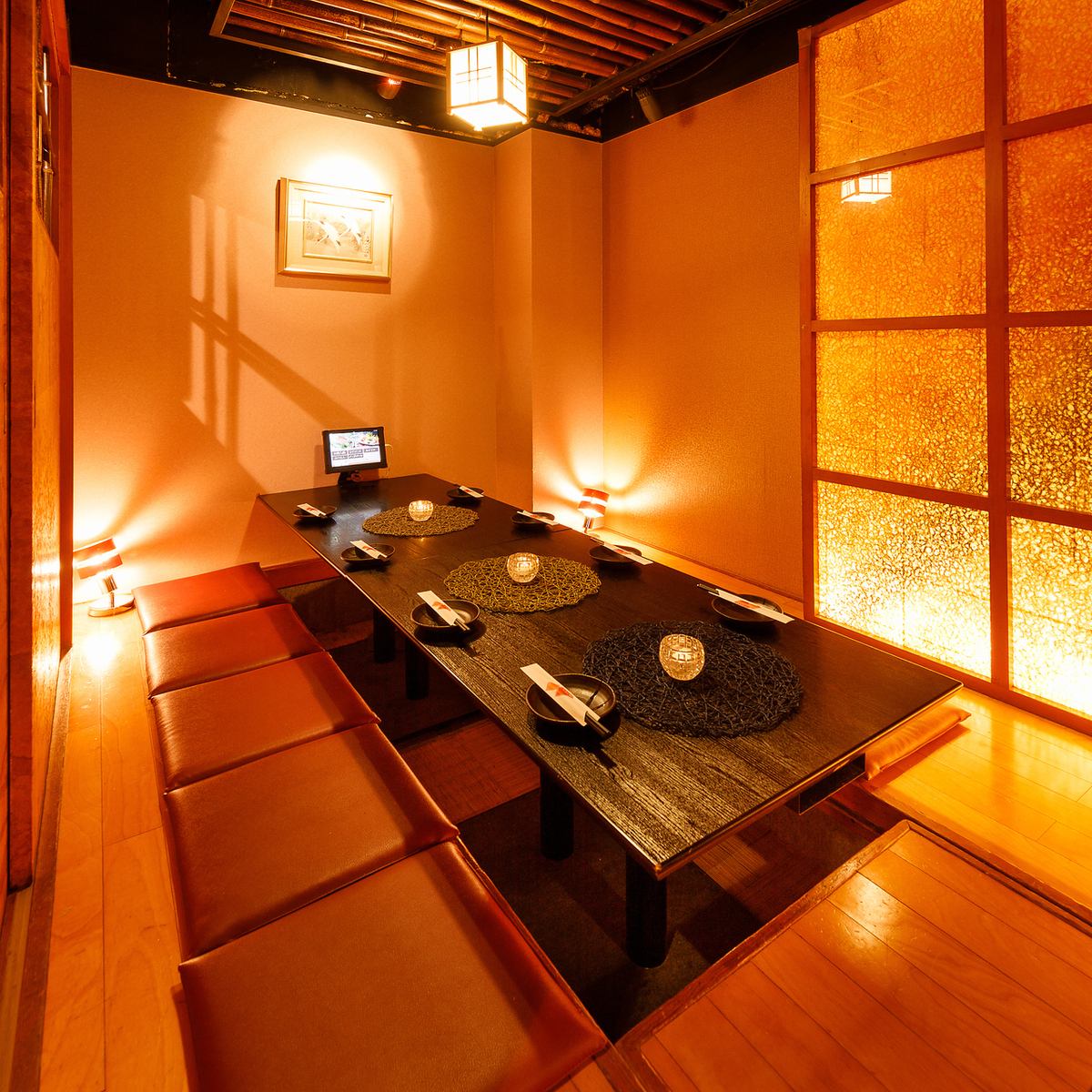 扉付き少人数～団体ご宴会個室が人気☆飲み放題コースあり