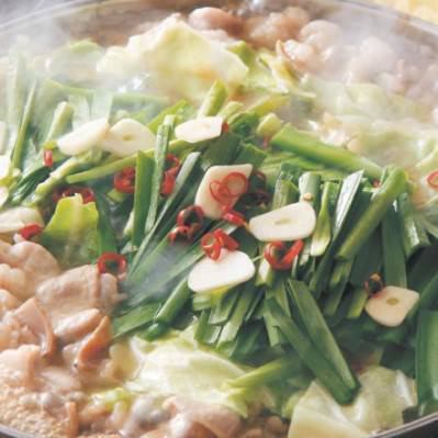 牛もつ鍋（塩・辛味噌）一人前1380円(税別)