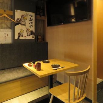 Even for use by 2 people ◎ Please enjoy the proud yakitori and the exquisite hot pot warmed from the heart.