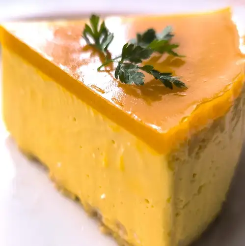 マンゴーのレアチーズケーキ