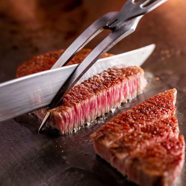 自慢のステーキもご用意！