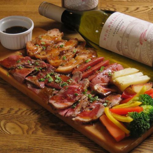 豊富な肉料理が贅沢に味わえる！シュラスコや牛タンも