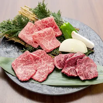 李朝園上焼肉盛り合わせ<約180g>