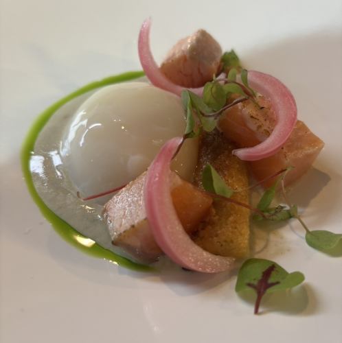 Cuisine to be enjoyed with all five senses