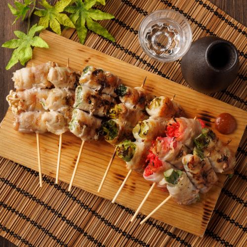 Assorted seven skewers of vegetable rolls