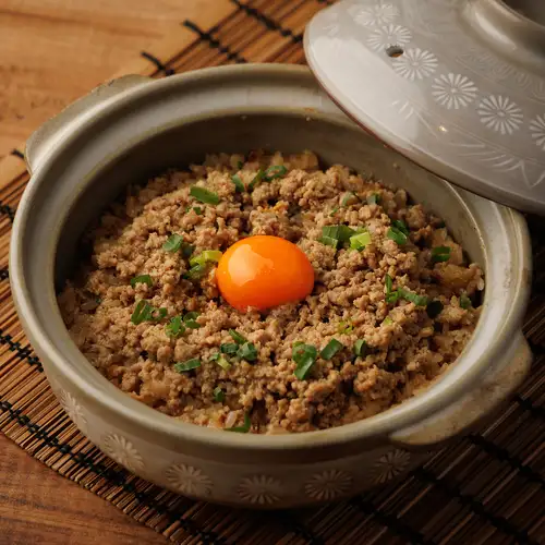 自家製肉味噌の土鍋