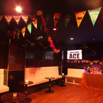 今年もハロウィン限定コースをご用意♪全8品とボリュームたっぷりの料理に加え、飲み放題は選べる3時間or4時間♪詳細はコースページにてご確認ください！新宿貸切　Party-Space nom2　～パーティースペース ノモツー～