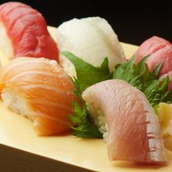 本日のお寿司盛合せ