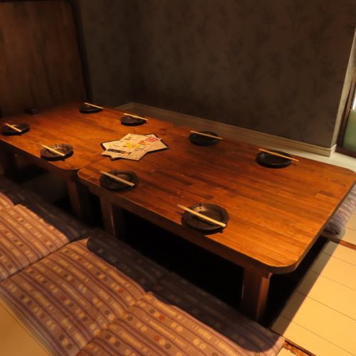 A sunken kotatsu seat with a Japanese atmosphere.You will be healed like at home♪