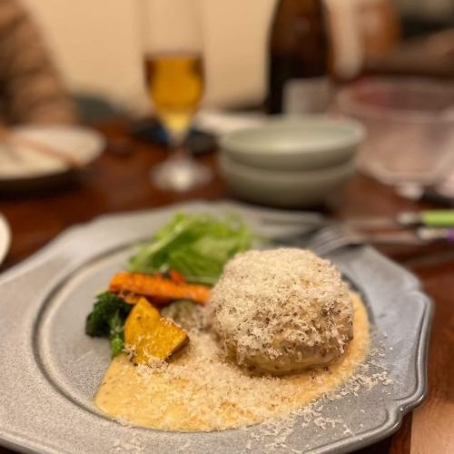 道内産100％のハンバーグ