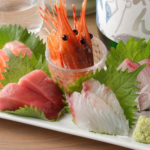 Assorted sashimi 5 kinds assortment 1 serving (orders from 2 servings)
