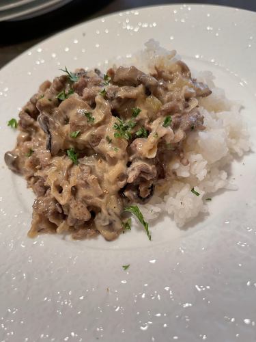 Beef stroganoff