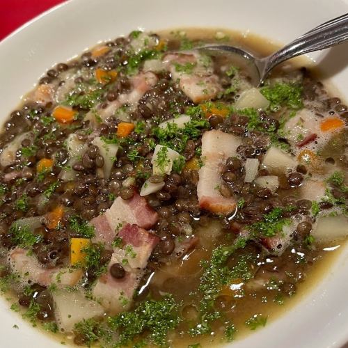 .French lentil soup