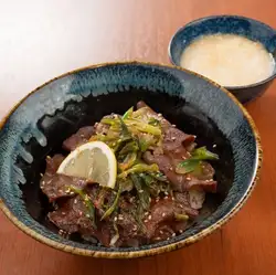 Green onion and salt beef tongue with grated yam rice