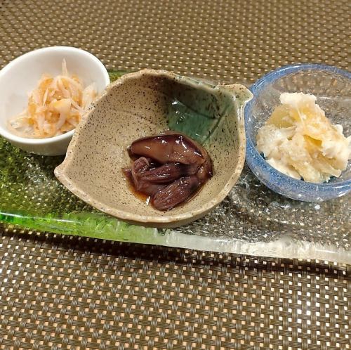 三种美味佳肴的组合