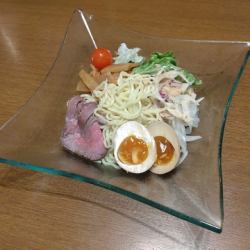ラーメンサラダ