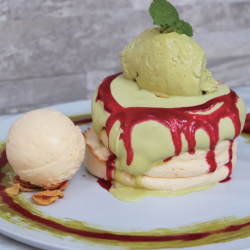 [Ginza store only] Pistachio pancakes