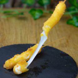 Stretchy Mozzarella Cheese Skewer