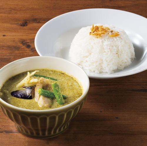 鶏のグリーンカレー