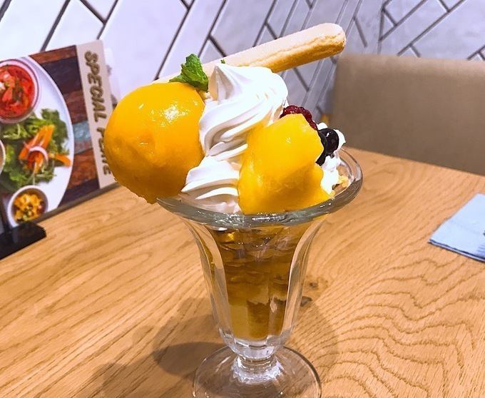 横浜駅すぐルミネ！誕生日記念日は人気のアジアン料理で♪