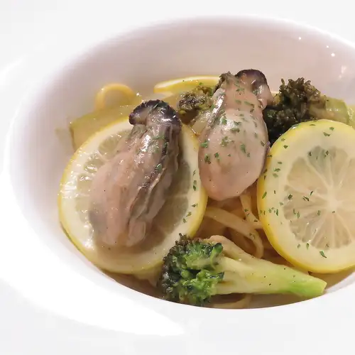 牡蠣のレモンバターパスタ