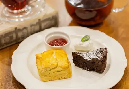 アフタヌーンティー<スコーン・ケーキ>セット