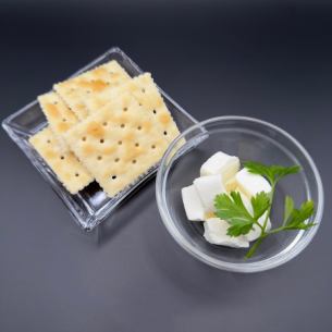 チーズクラッカー