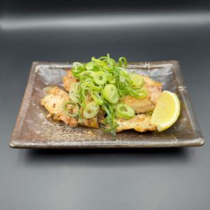 Grilled chicken with salt sauce