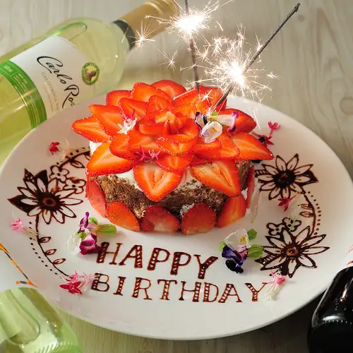 We can prepare a surprise cake with a personalized message!