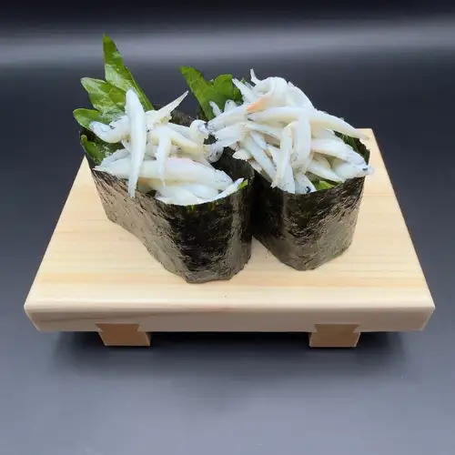 煮熟的銀魚