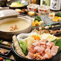 【飲み放題付】特製白湯で味わう水炊き鍋『秋田比内地鶏の水炊きコース』　8800円（税込）