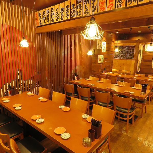 The space is a little reminiscent of an old-fashioned "popular pub"! Go through the easy-to-enter entrance and you'll find yourself in a bright and fun space! It's a casual izakaya that's easy to drop by. increase.