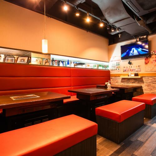 [2F] Box seats that can accommodate up to 12 people♪Enjoy your meal in a relaxed manner!