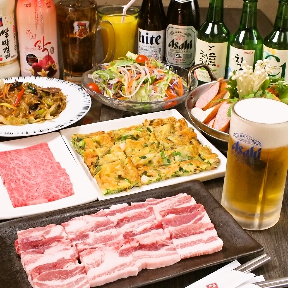 サムギョプサル食べ放題3種類ご用意あり!飲み放題も追加可能♪
