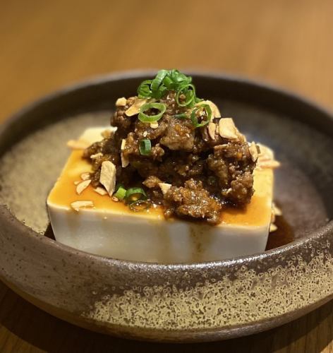 馬肉の中華風肉味噌豆腐