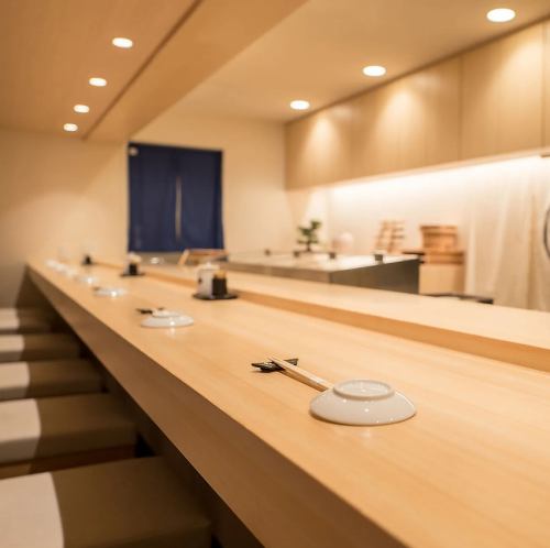 乾淨、樸素的木質檯面