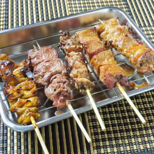 ◆Our proud yakiton skewers