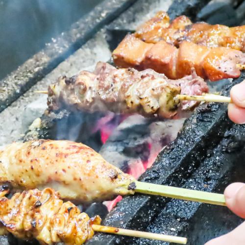 [Exquisite grilling that shows the skill of the craftsman] "Yakiton skewers" served with a secret miso sauce from 120 yen (tax included)