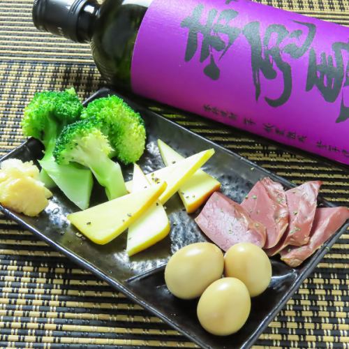 [Staff recommended! Great compatibility with alcohol!] Smoked food perfect for snacks 400 yen (tax included) ~