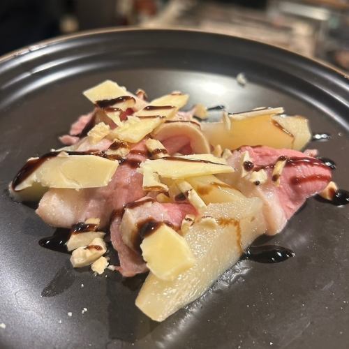 鴨と白桃をパルメジャーノと一緒に