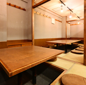 Spend a relaxing time at a creative izakaya in Ikeshita with a mature atmosphere.