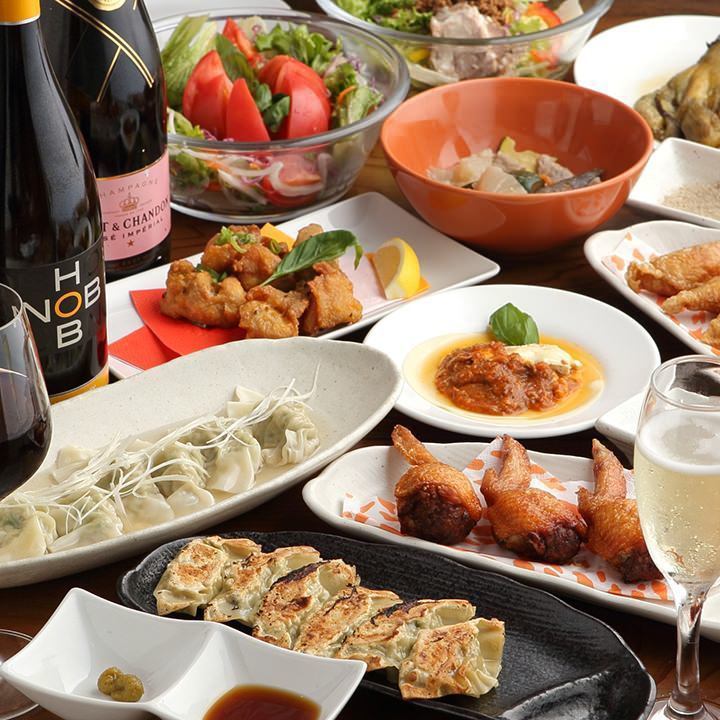 A restaurant where you can enjoy a variety of gyoza♪We also offer a wide variety of courses.