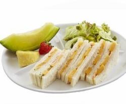 2nd place: Snow crab and mango sandwich